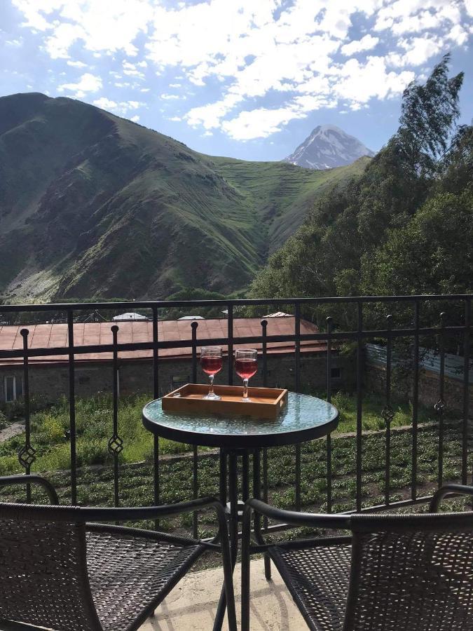 Crystal Kazbegi Hotel Ngoại thất bức ảnh