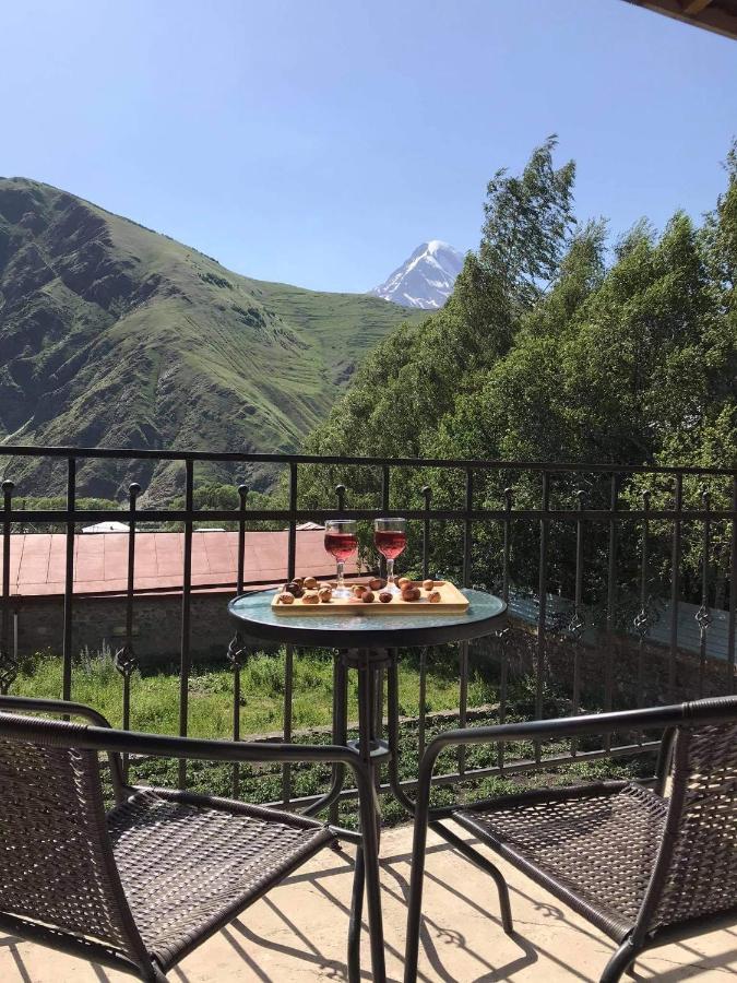 Crystal Kazbegi Hotel Ngoại thất bức ảnh