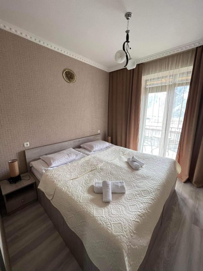 Crystal Kazbegi Hotel Ngoại thất bức ảnh