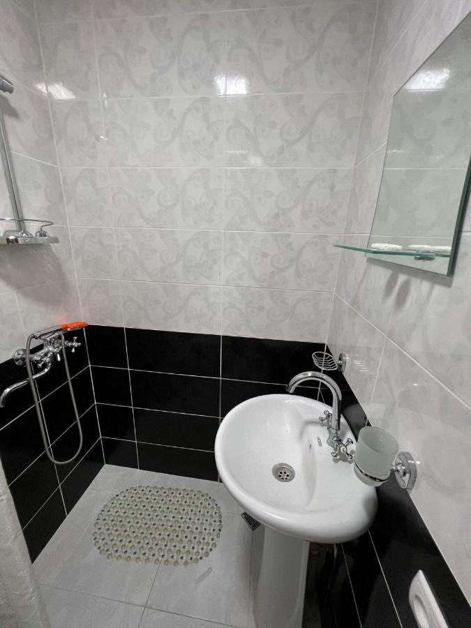 Crystal Kazbegi Hotel Ngoại thất bức ảnh
