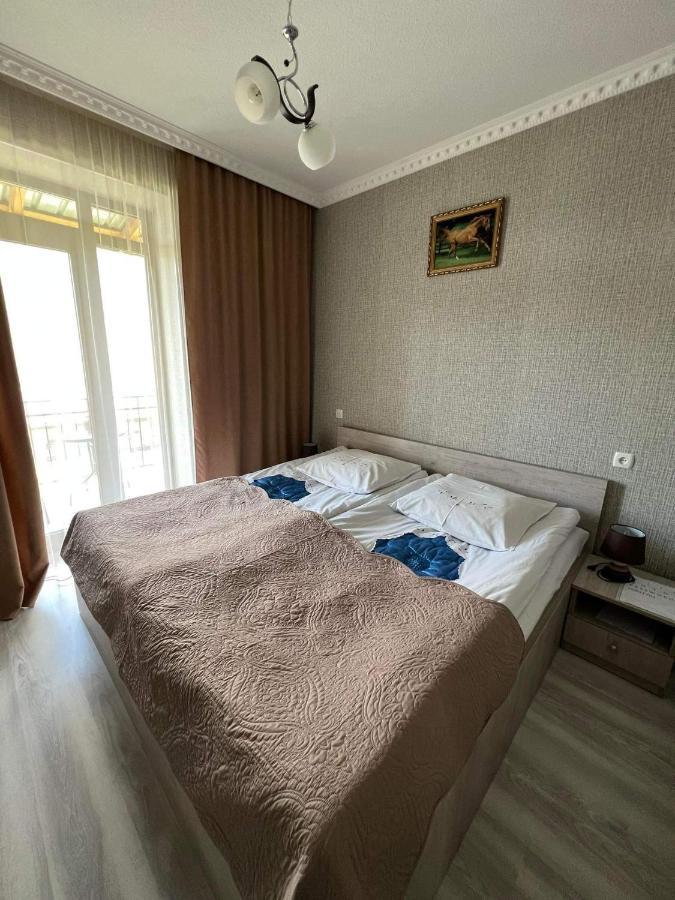 Crystal Kazbegi Hotel Ngoại thất bức ảnh