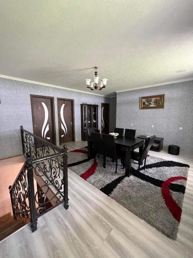 Crystal Kazbegi Hotel Ngoại thất bức ảnh