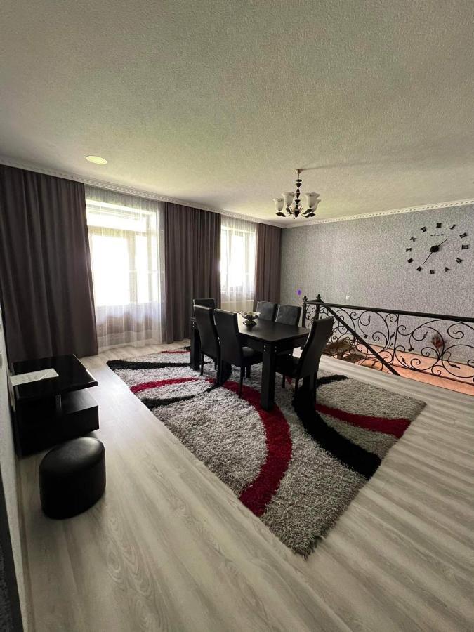 Crystal Kazbegi Hotel Ngoại thất bức ảnh